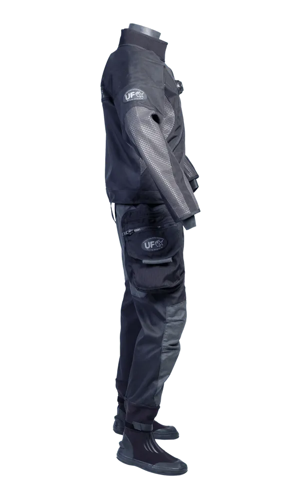 Ninja drysuit — Right view